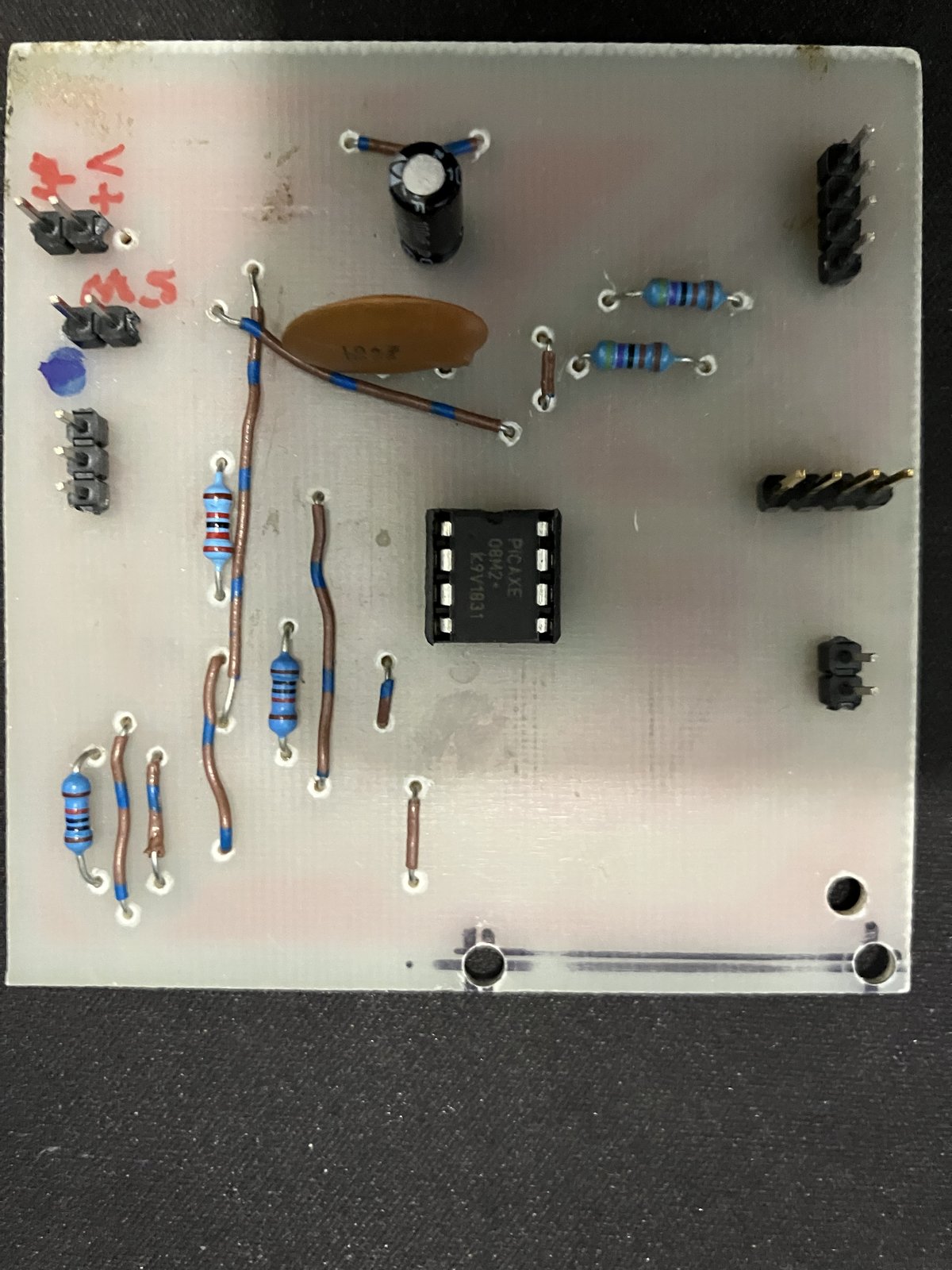 Component side of the PICAXE board